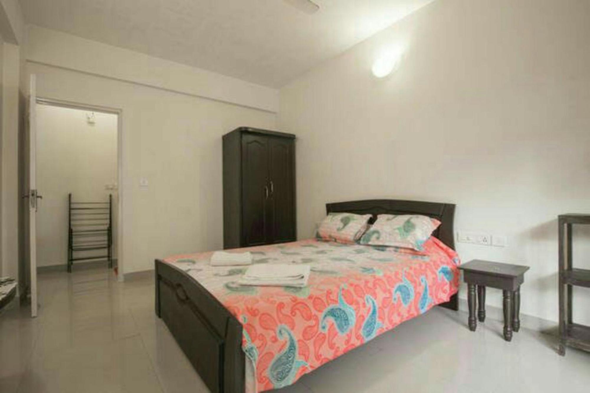 Seacoast Retreat By The Beach Comfort Varca Bagian luar foto